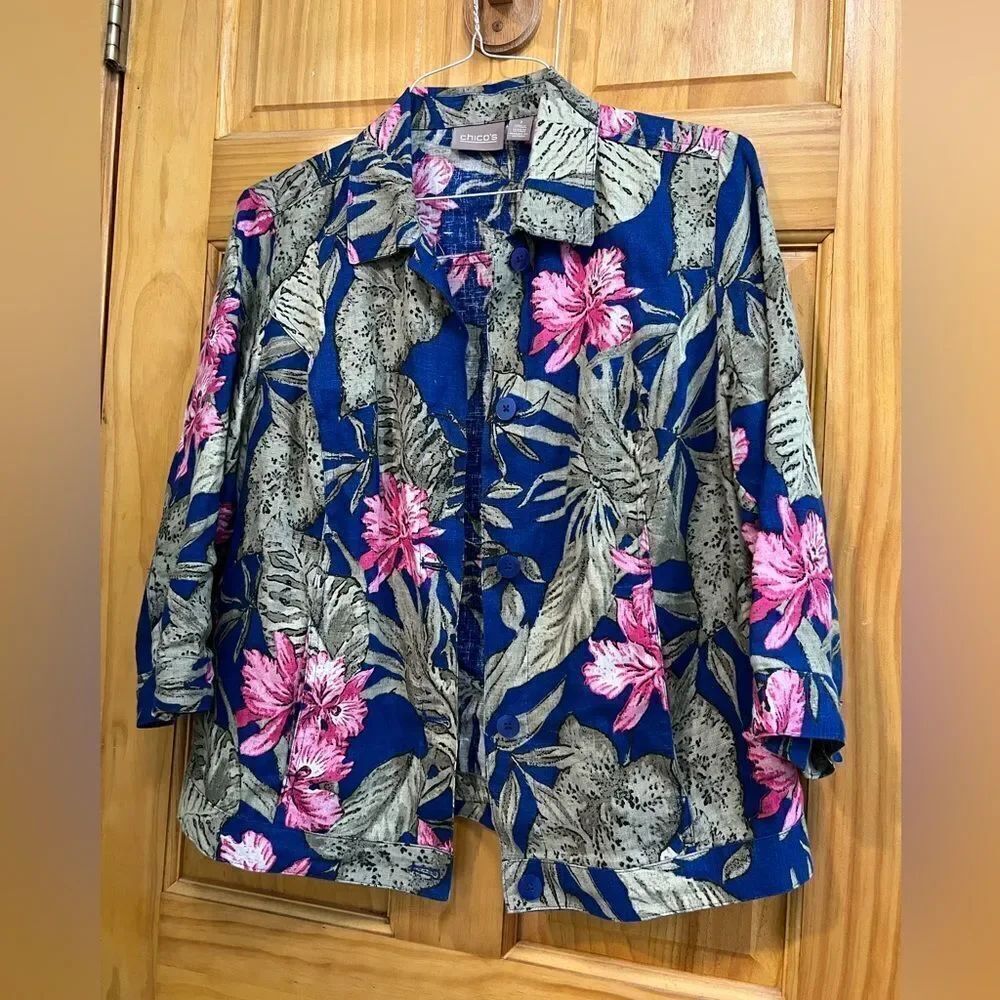 Chico’s size 1 gorgeous pink & blue floral linen jacket